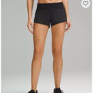Lululemon Speed Up Low-Rise Short in Black, size 8